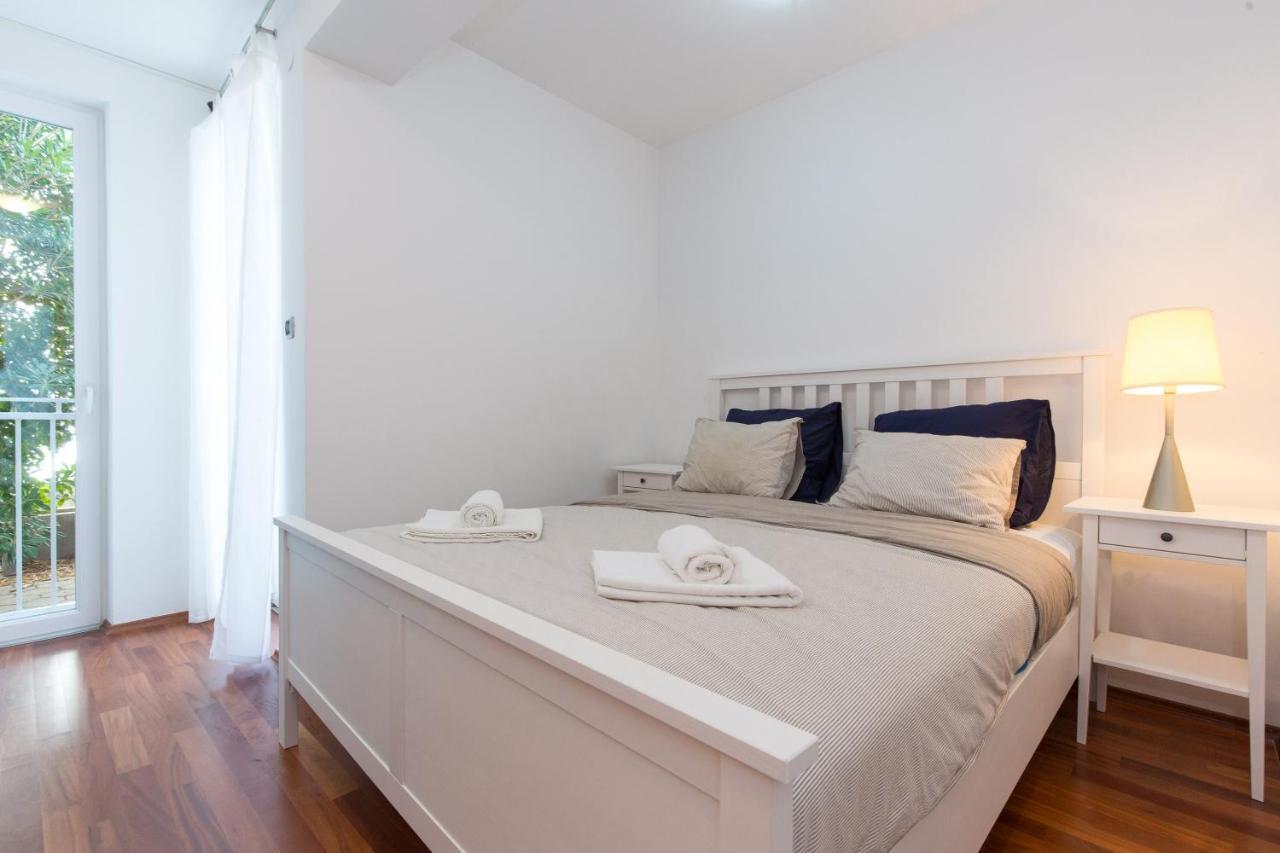 Apartment Rosmarino Baska  Bagian luar foto
