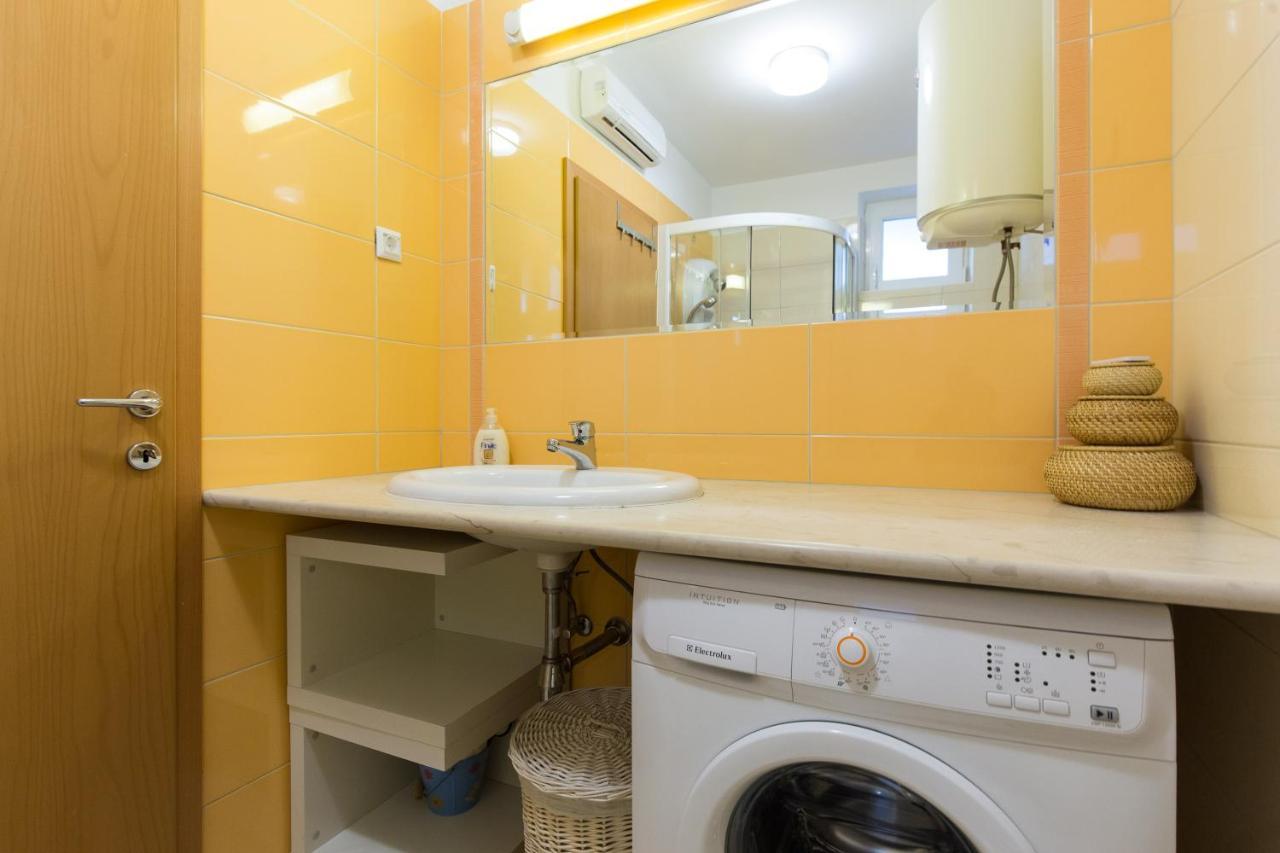 Apartment Rosmarino Baska  Bagian luar foto